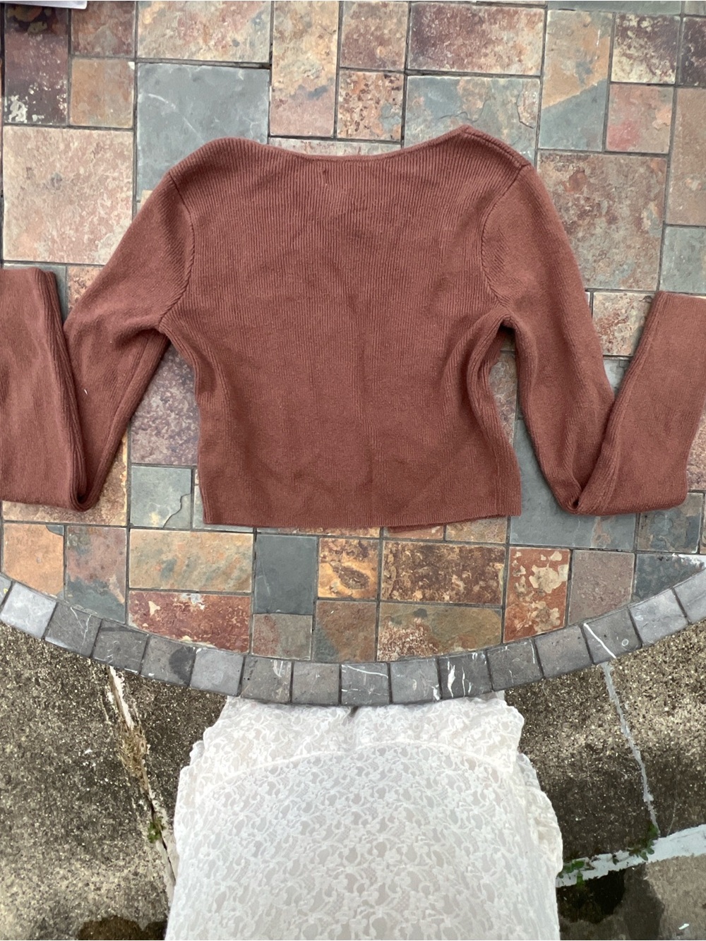 Hollister Women's Cropped Button-Up Cardigan in Rust - Picture 3 of 4